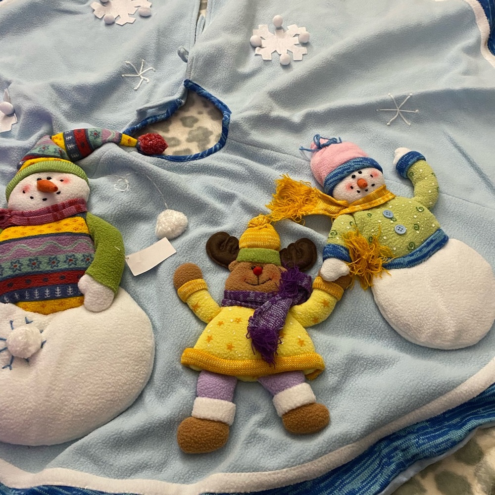 Home Interiors 58069 Tree Skirt Snowman Moose Blue New